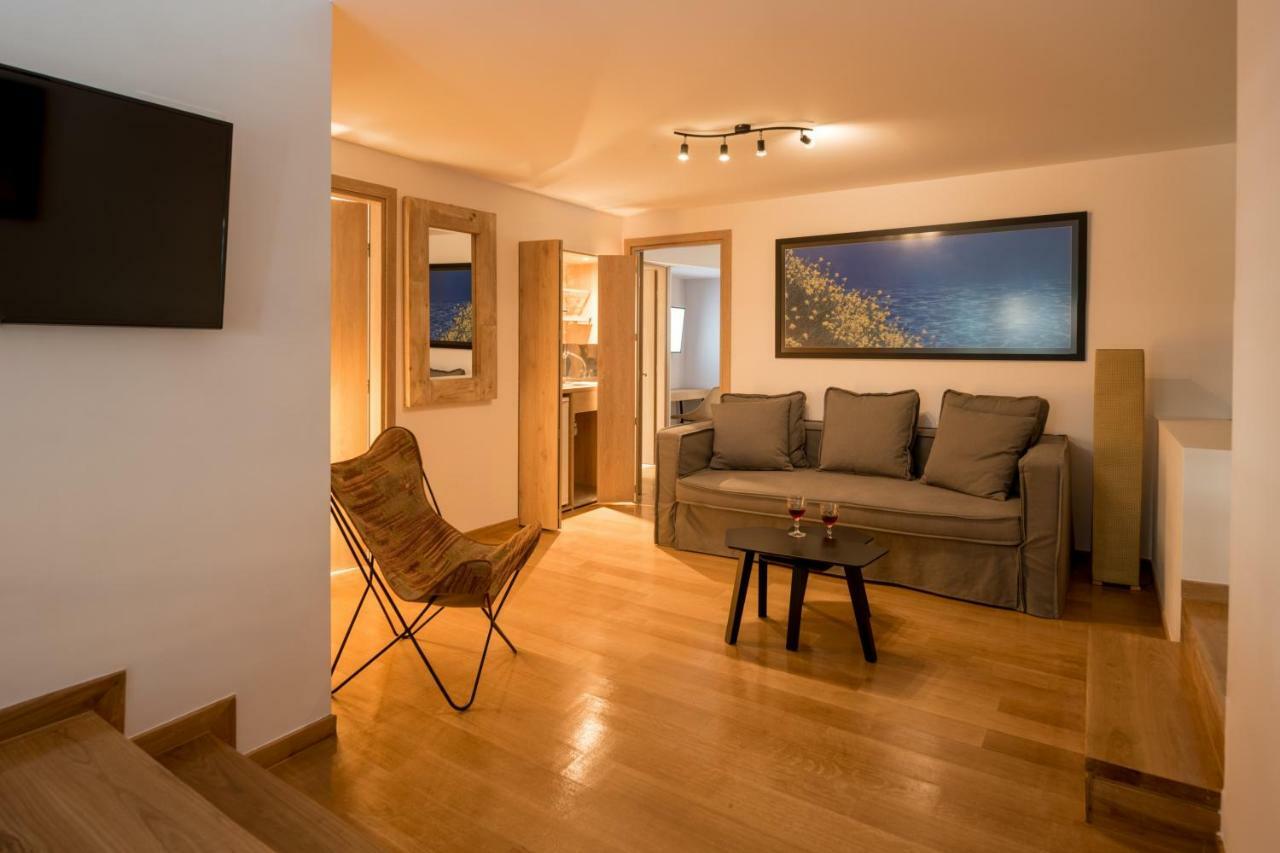 Fos Downtown Suites Athen Eksteriør bilde
