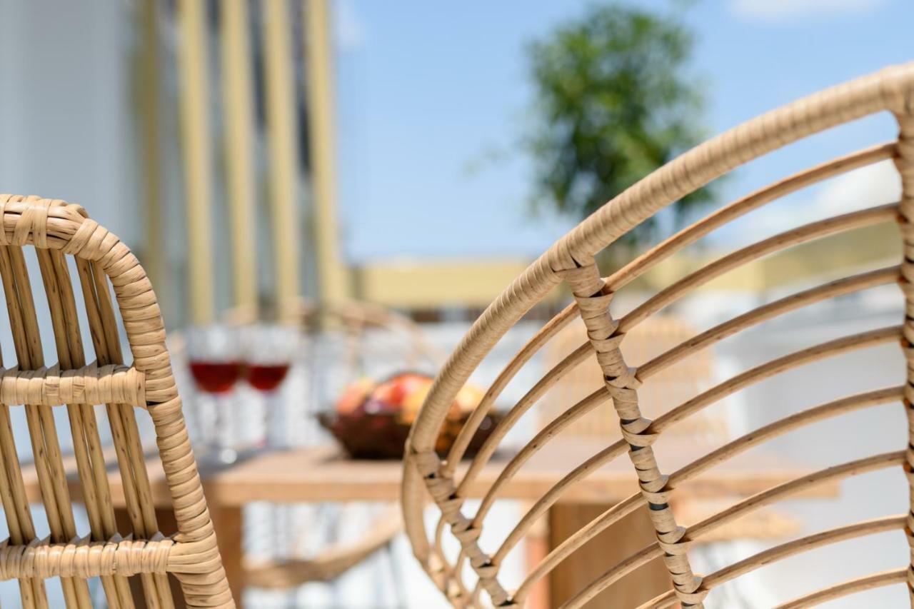 Fos Downtown Suites Athen Eksteriør bilde