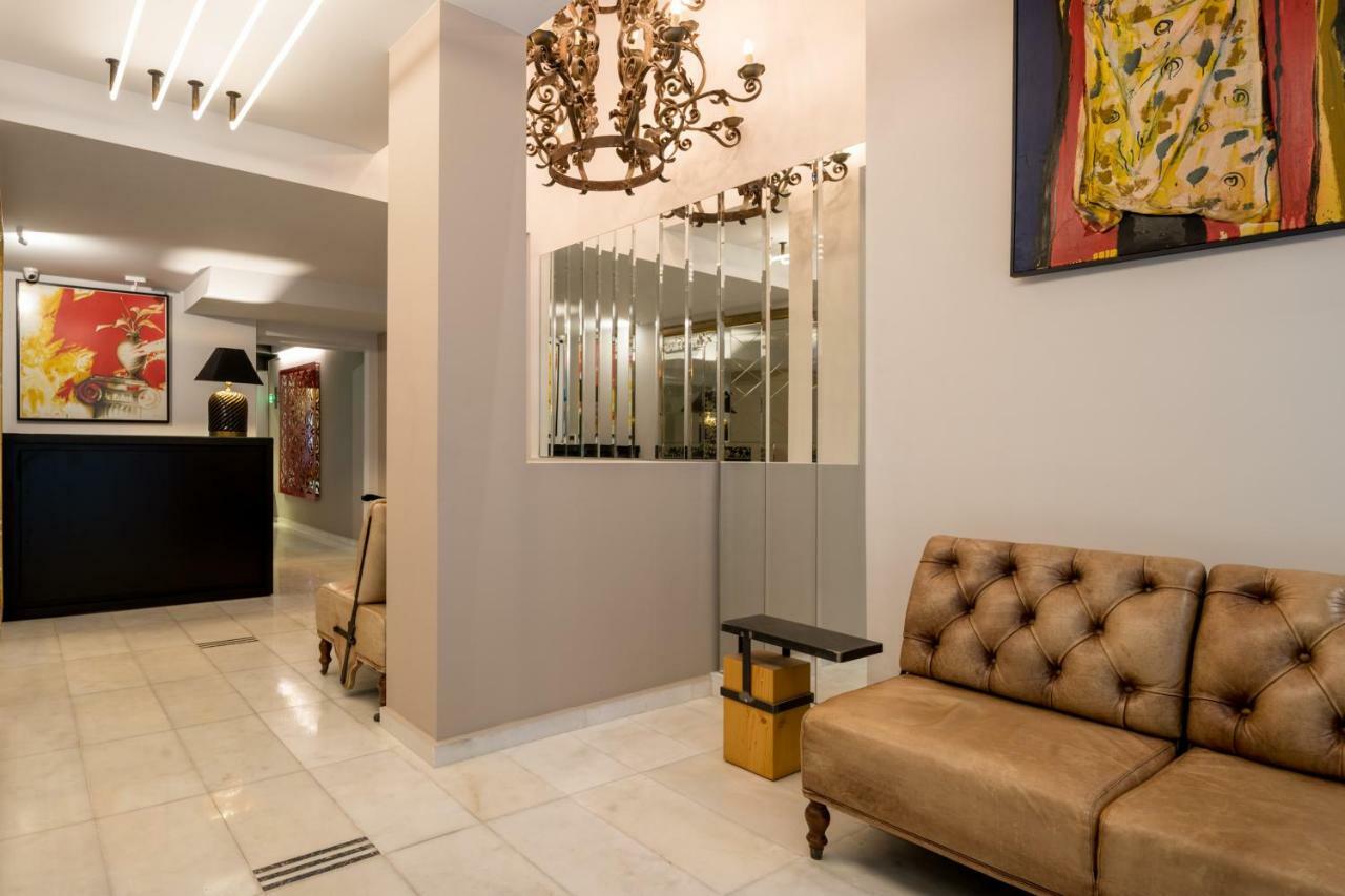 Fos Downtown Suites Athen Eksteriør bilde