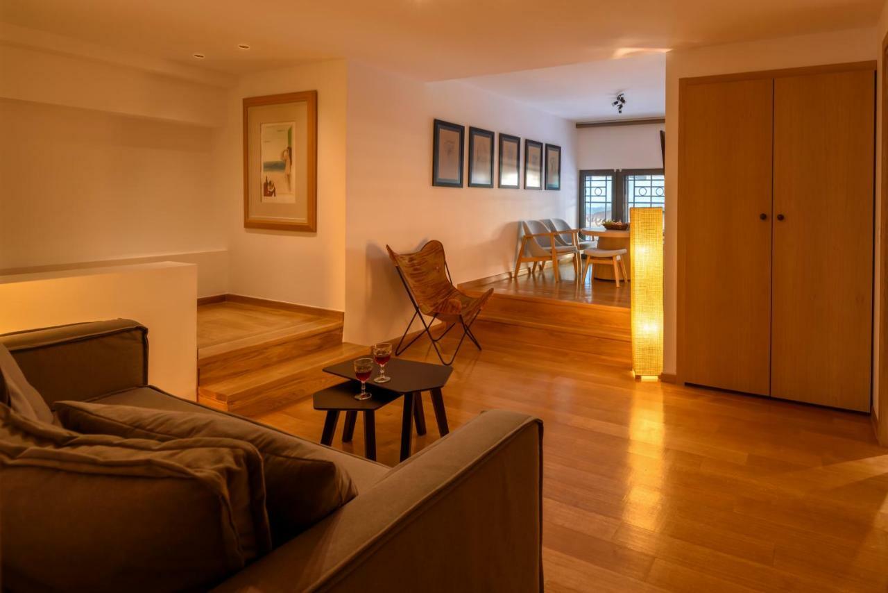 Fos Downtown Suites Athen Eksteriør bilde